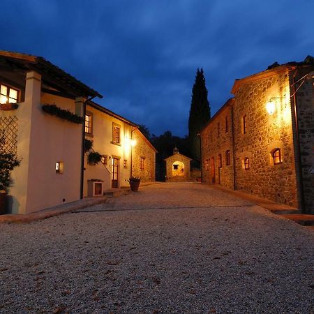 Готель Relais Borgo Torale Пассіньяно-суль-Тразімено Екстер'єр фото