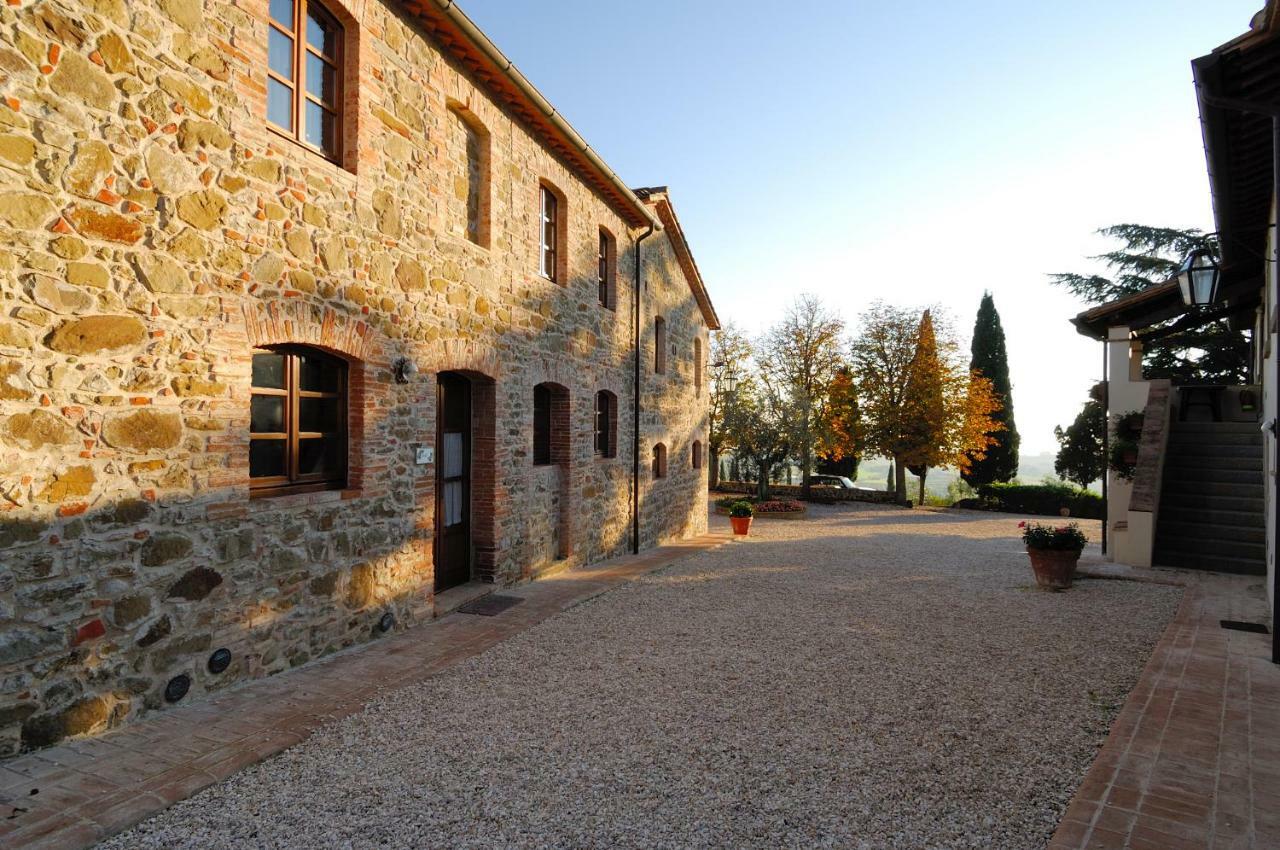 Готель Relais Borgo Torale Пассіньяно-суль-Тразімено Екстер'єр фото