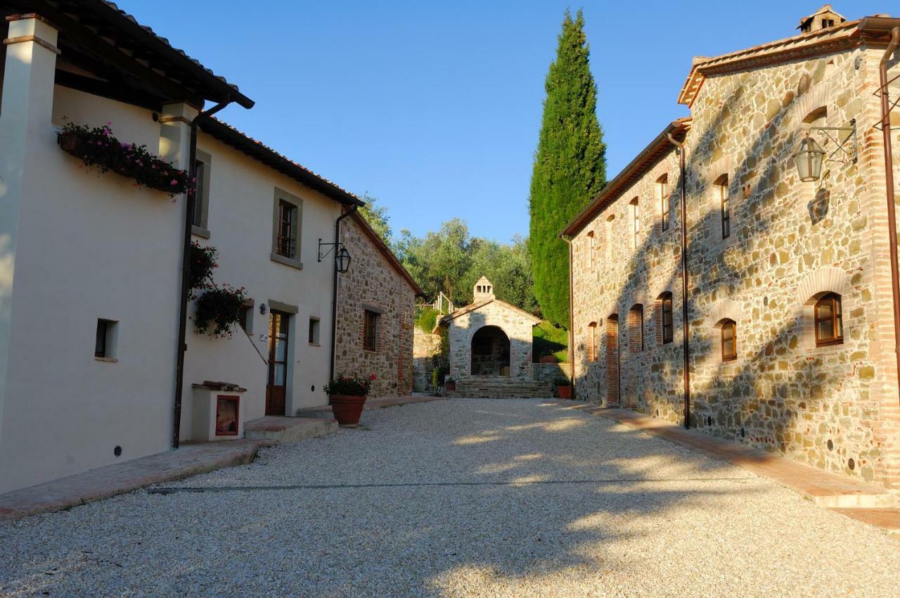 Готель Relais Borgo Torale Пассіньяно-суль-Тразімено Екстер'єр фото