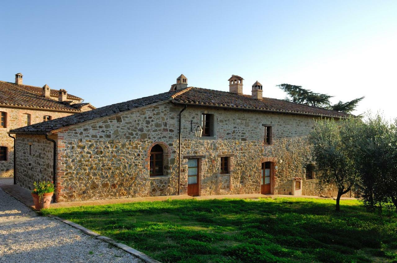 Готель Relais Borgo Torale Пассіньяно-суль-Тразімено Екстер'єр фото